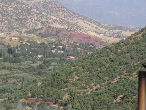 Vallée de Kani-Masi (1000m d'altitude).JPG